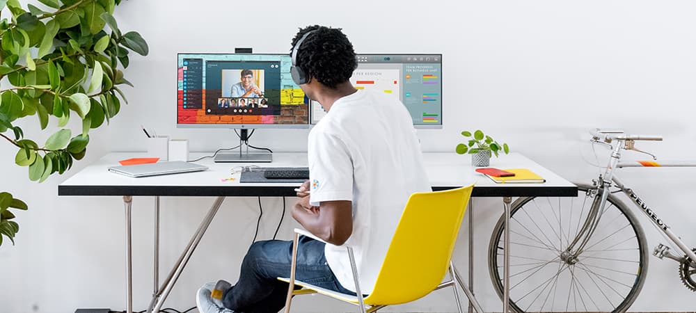 What is an IPS monitor
